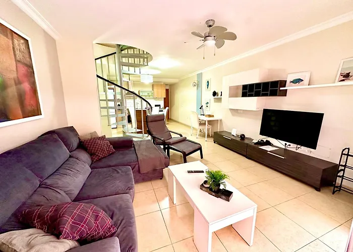 아파트 Charming 3 Bedroom *