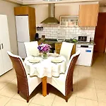 Apartment Charming 3 Bedroom Playa San Juan