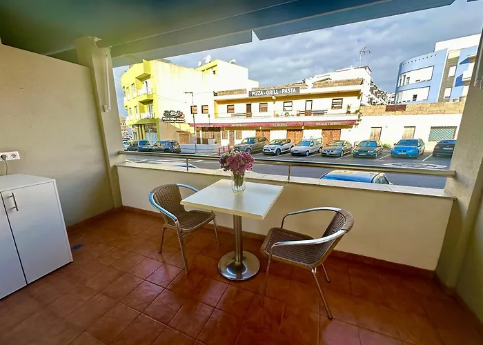 Charming 3 Bedroom Apartamento Playa de San Juan (Tenerife)